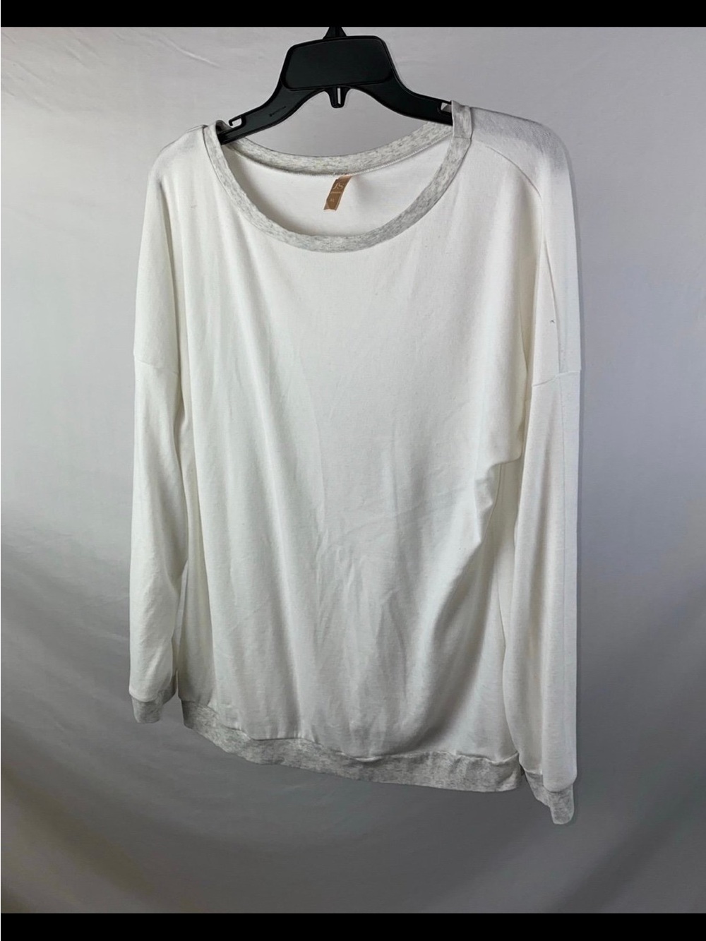 Sweater - Picture 5 of 9